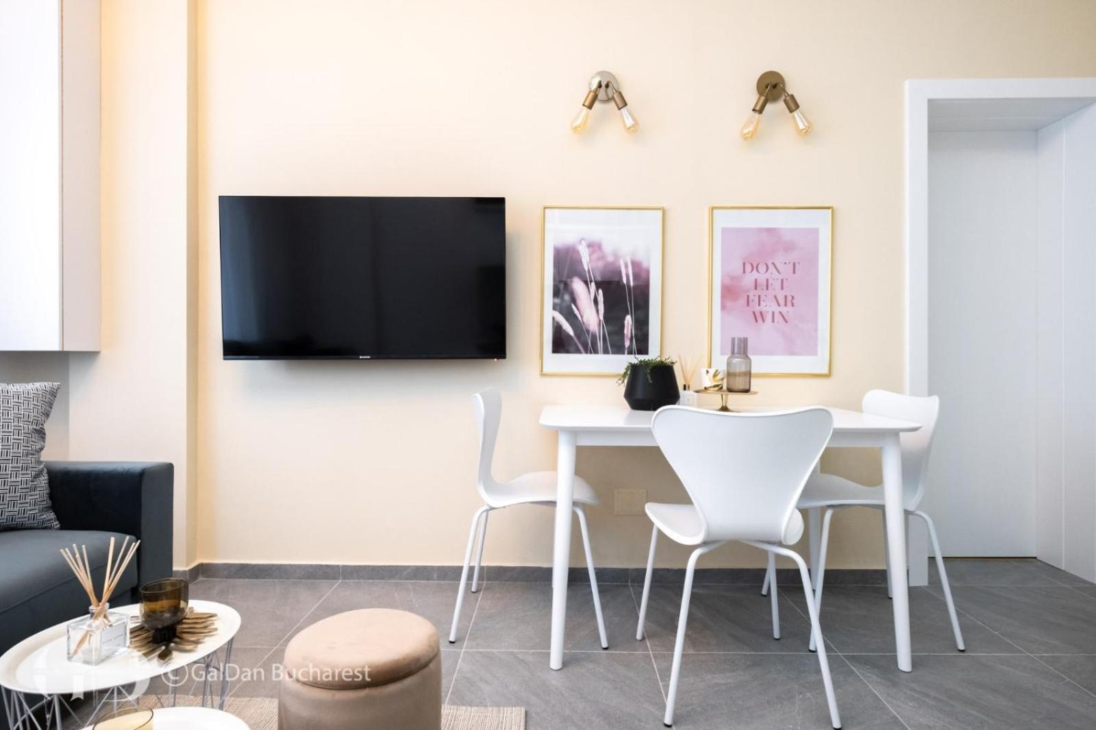 The Loft Luxury Apartments-Near The Park In The City Center Bucarest Extérieur photo