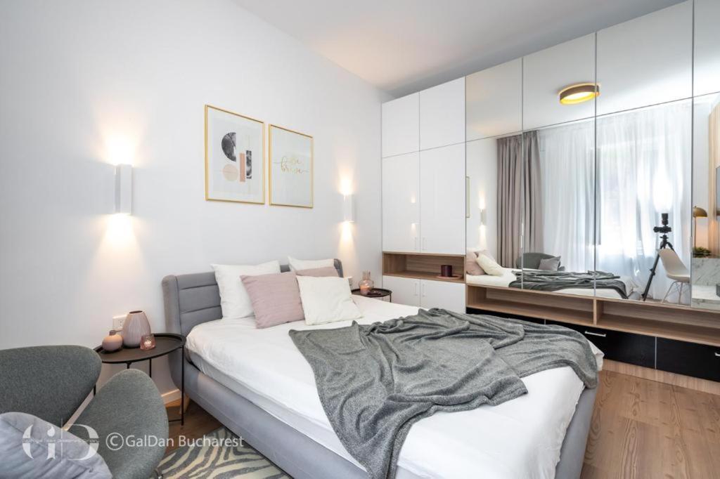 The Loft Luxury Apartments-Near The Park In The City Center Bucarest Extérieur photo