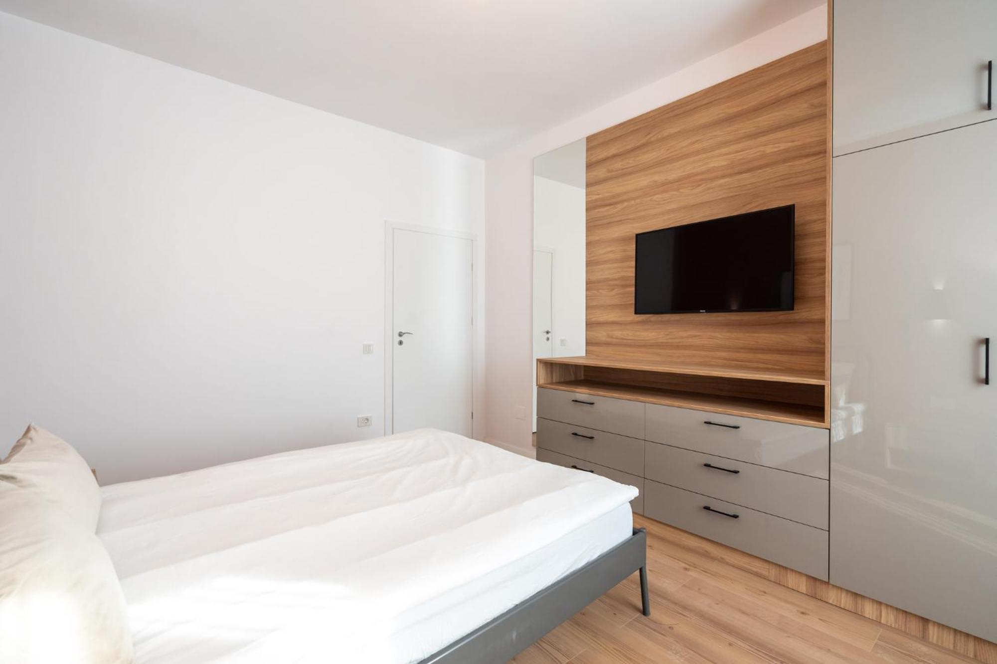 The Loft Luxury Apartments-Near The Park In The City Center Bucarest Extérieur photo