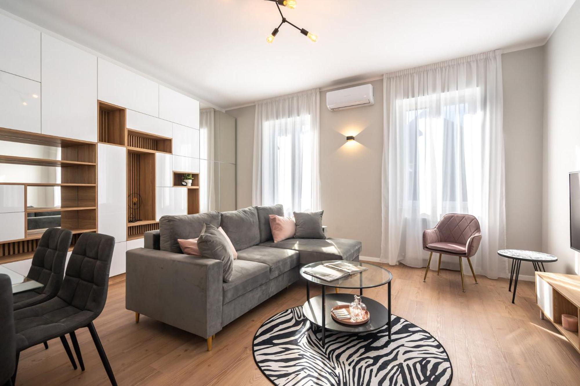 The Loft Luxury Apartments-Near The Park In The City Center Bucarest Extérieur photo
